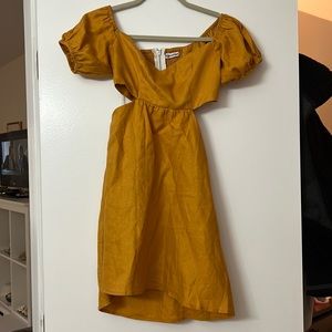 Yellow reformation cutout off shoulder puff sleeve dress size 2